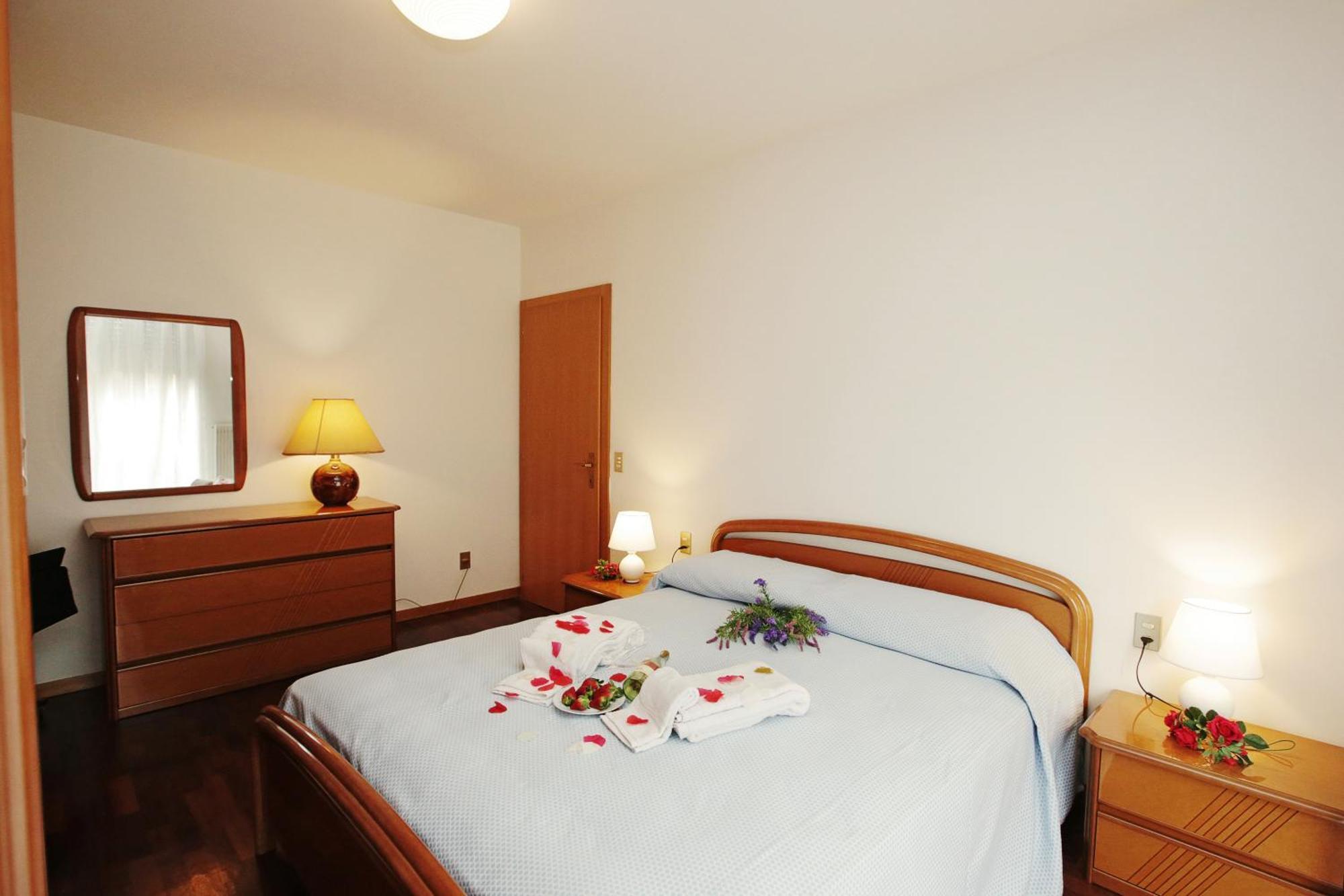Appartamento Emma - Happy Rentals Riva del Garda Exterior foto